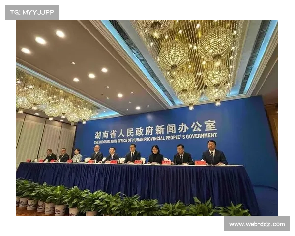 湖南出台新规 运动员服装标识不合规定将被判红牌处理 湖南出台新规 运动员服装标识不合规定将被判红牌处理